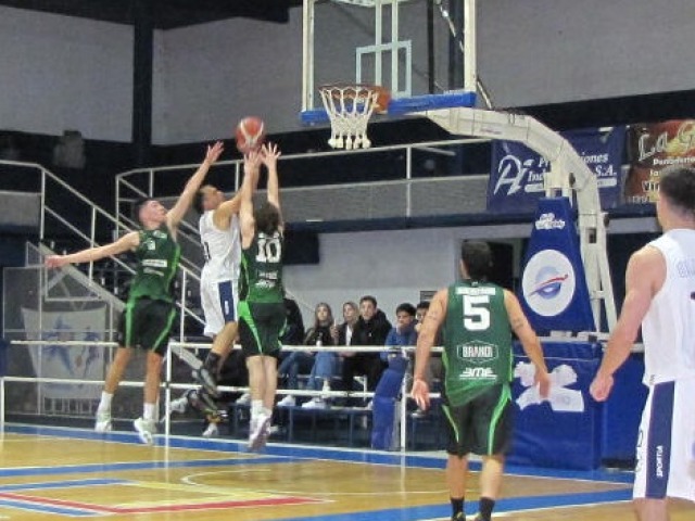 Racing se asegur el primer puesto de la fase regular